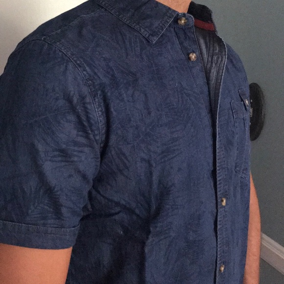 Triple Five Soul button up NWT - Picture 2 of 5